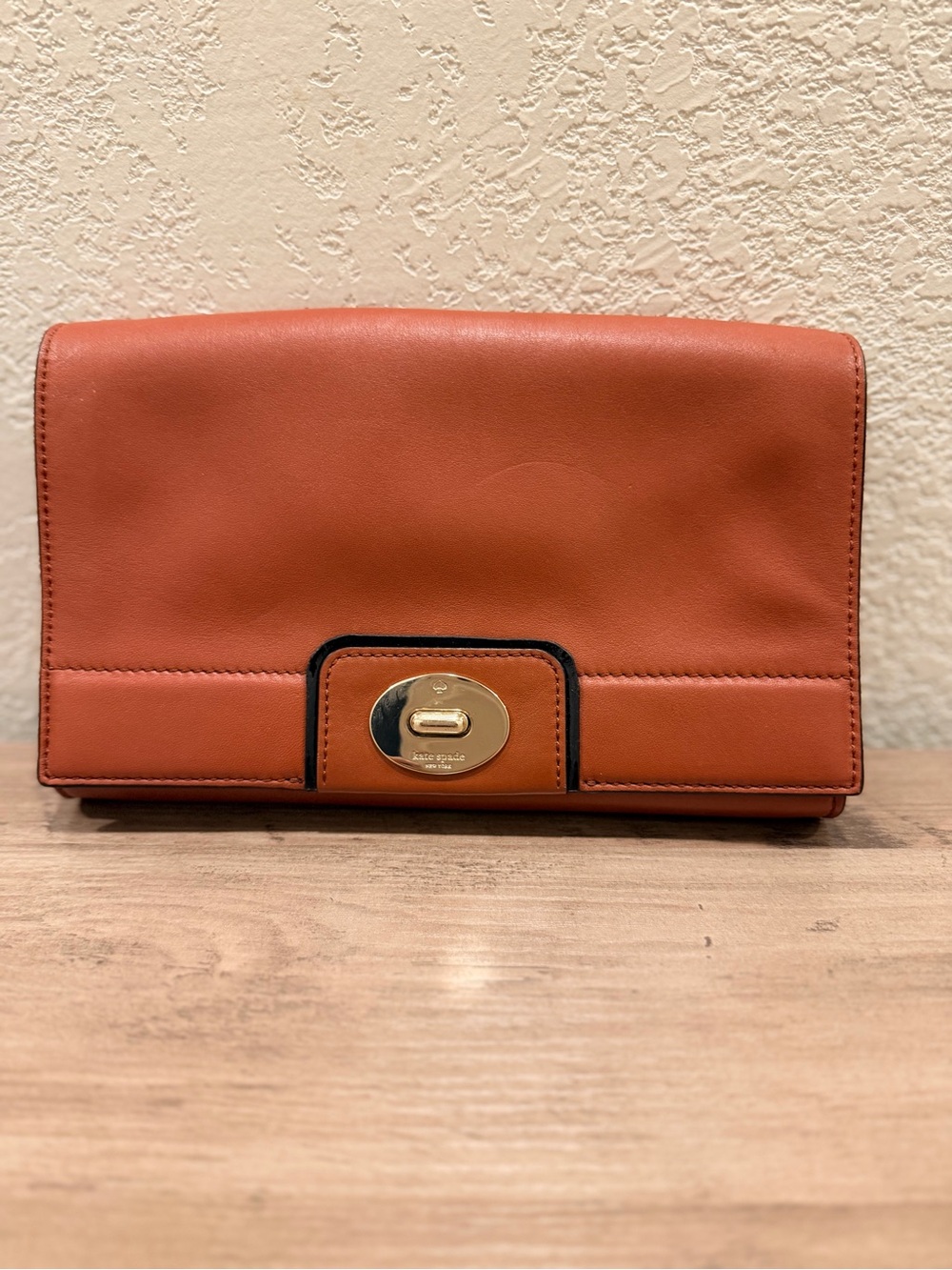 kate spade Juliana Hampton Road Terracotta Leather Crossbody with Gold Turn-Lock